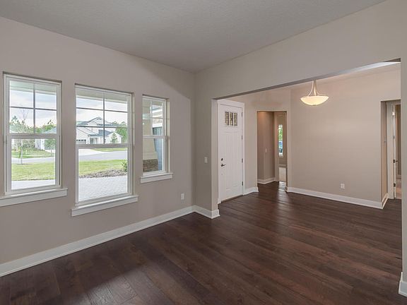 2nd image of 334 Seahill Dr