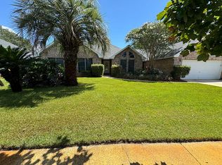 2060 Pritchard Point Dr, Navarre, FL 32566