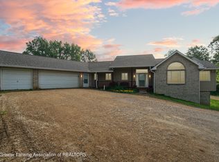 5775 Green Rd, Fenton, MI 48430