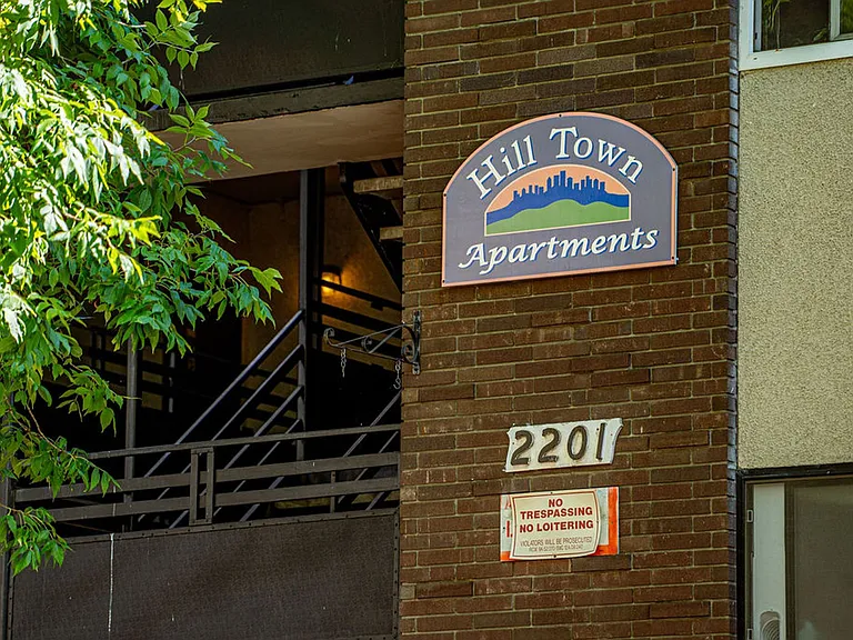 Hill Town Apartments — Photo 6