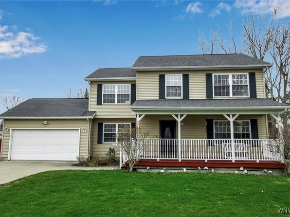 5704 Dover Rd, Lake View, NY 14085