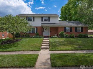 1000 Rio Ln, Dayton, OH 45429