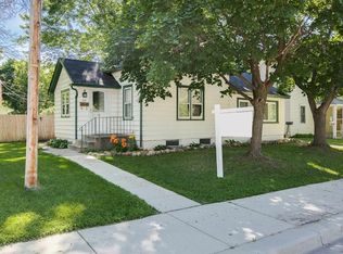 115 Cedar St S, Chaska, MN 55318