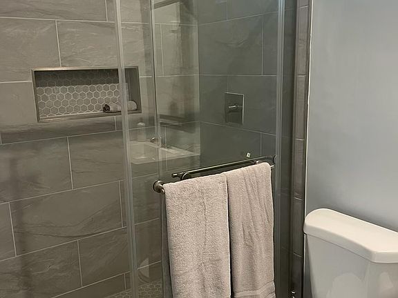 4th image of 20286 Lorenzana Dr