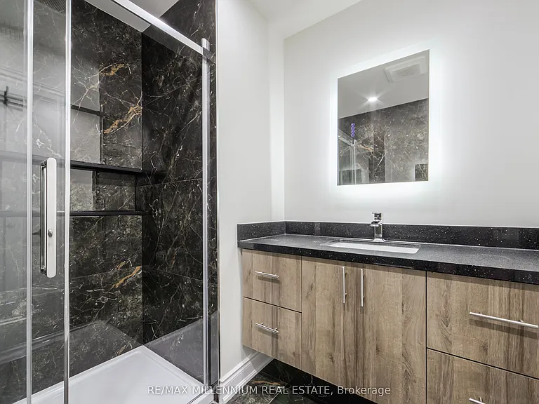 1285 Rebecca St — Photo 36