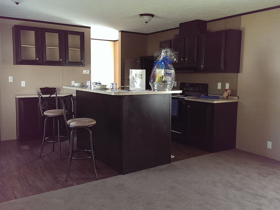 2nd image of 203 Garfield St