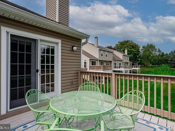 4th image of 3901 Potters Pl