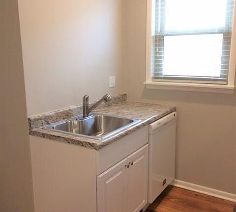 4th image of 540 W Rich St APT 2