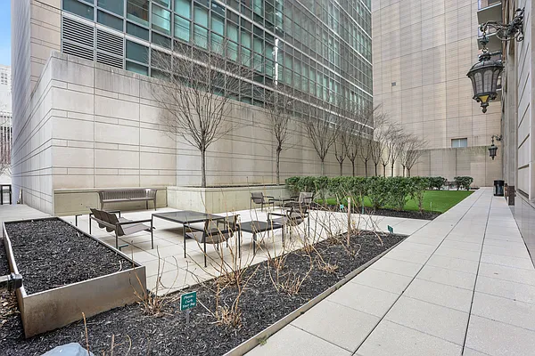 Sold by Modern Spaces | media 13