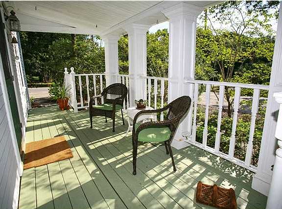 3rd image of 65 Avenue I