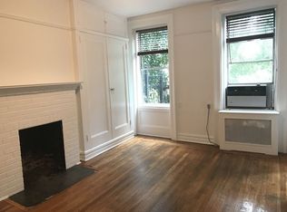 32 Bank St APT 2F, New York, NY 10014