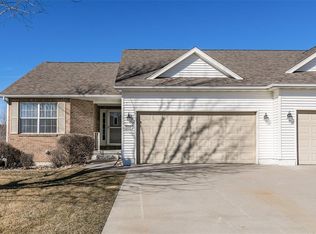 6338 Quail Ridge Dr SW, Cedar Rapids, IA 52404