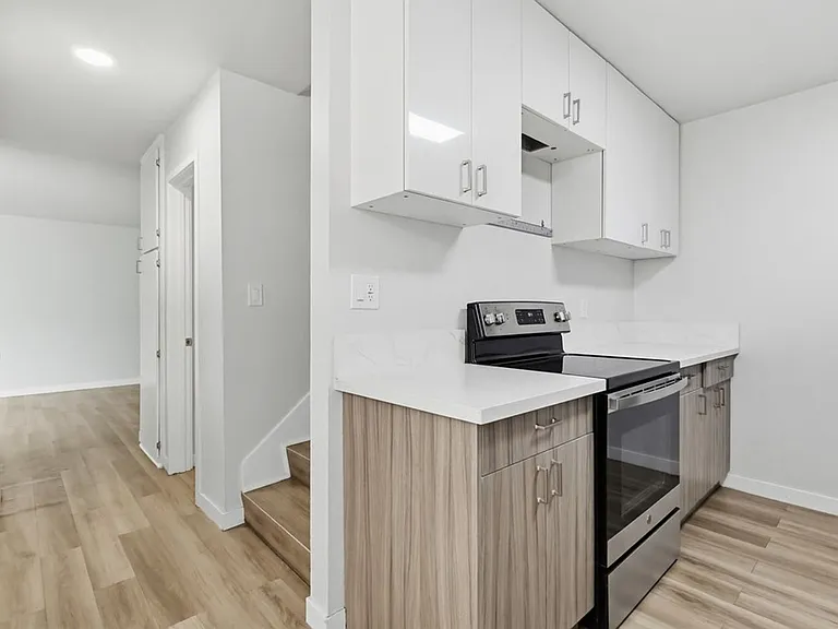 25829 Viana — Photo 31