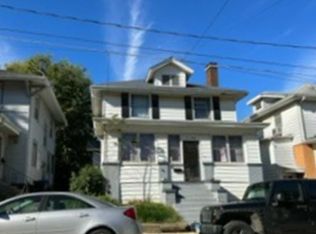 408 N McLean St, Bloomington, IL 61701