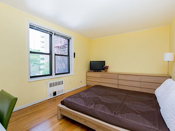 5th image of 645 W 239th St APT 3G