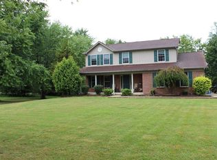 131 Crazy Horse Dr, Lake Waynoka, OH 45171