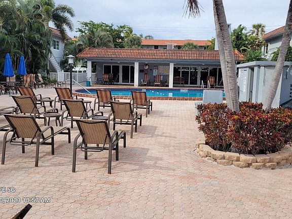 2nd image of 659 W Oakland Park Boulevard #102C