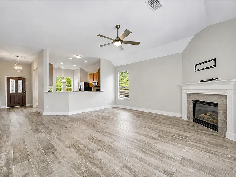 22027 Field Green Dr — Photo 10