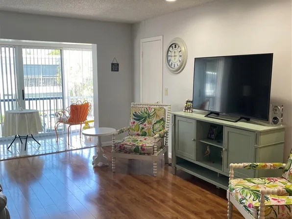 6471 Bay Club Dr, Fort Lauderdale, FL