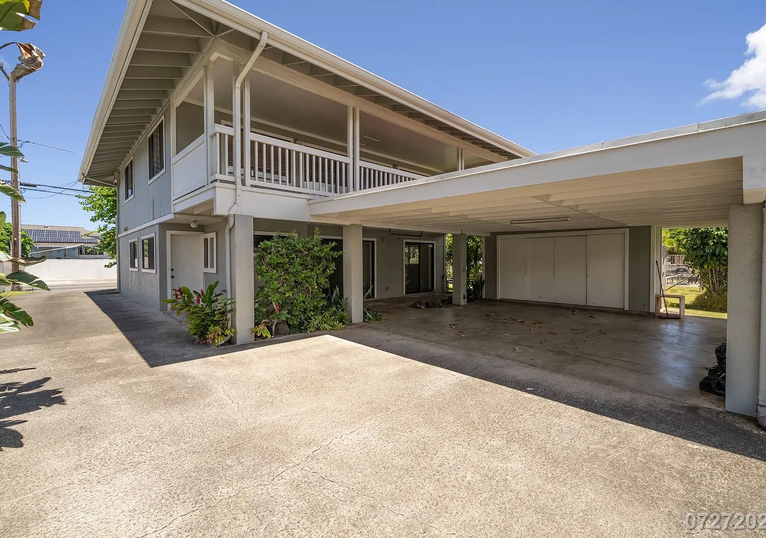 Beautiful and Large 3 bedroom 2.5 bath SFH in Kailua - Must See!! (KAILUA) — Photo 4