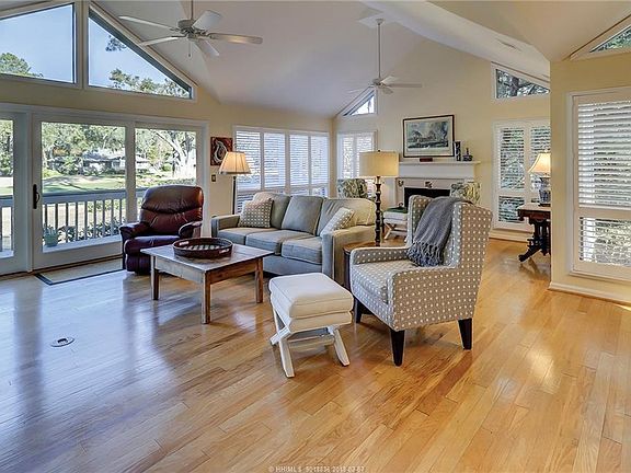 2nd image of 52 Plantation Dr