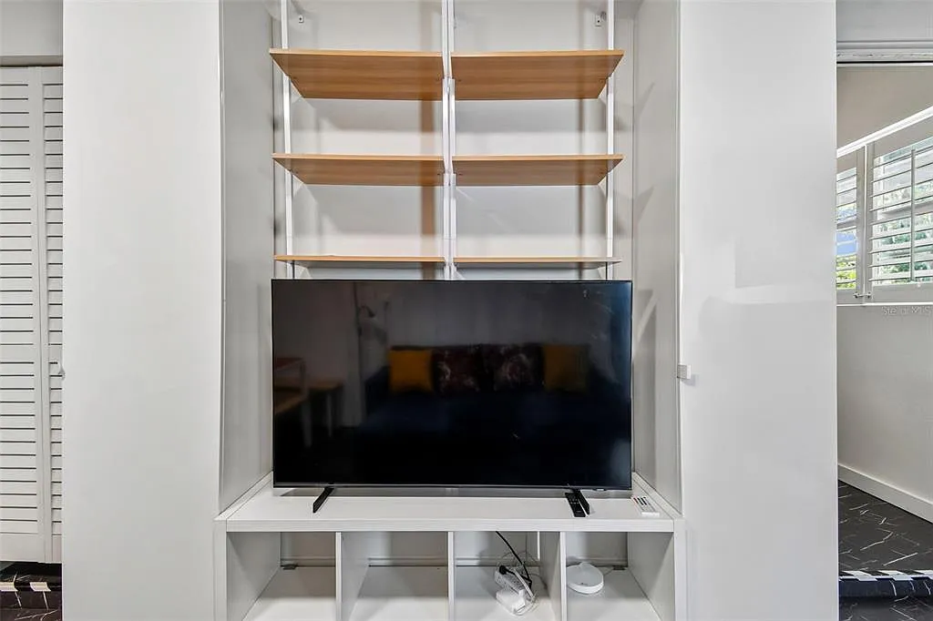 1 bed, 1.0 bath, 650 sqft, $1,750 — Photo 4