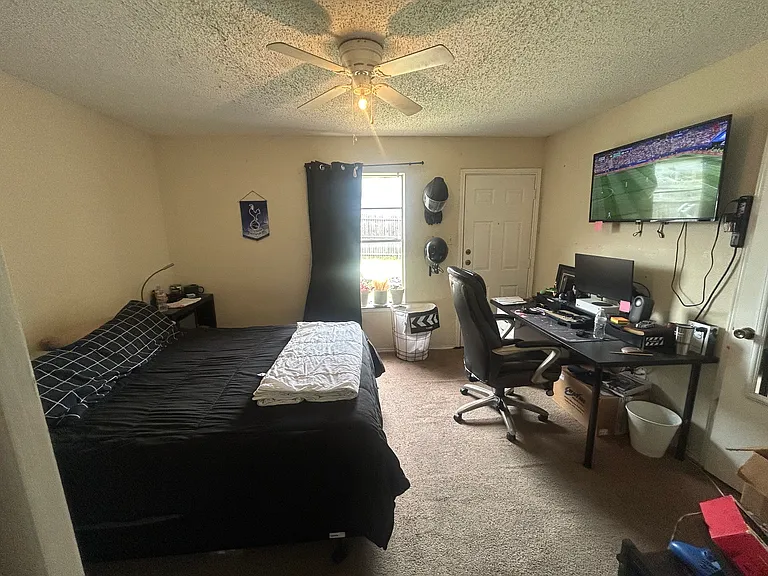 3320 Ambassador Row #3320 — Photo 9