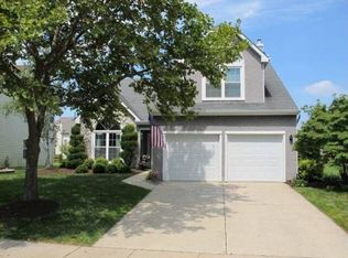 8 Moorfield Ct, Mount Laurel, NJ 08054