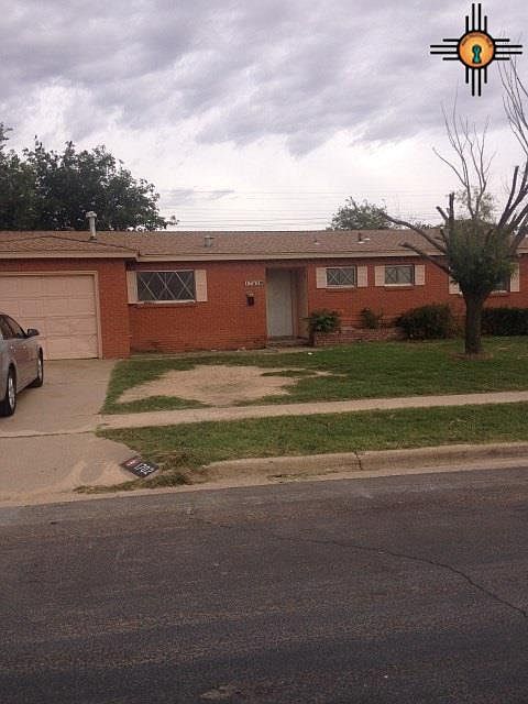 1st image of 1702 N Steven Dr