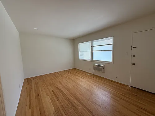 406 E Dryden St #2 Photo 1