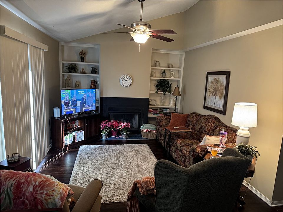 1st image of 2052-2077 N Kantz Ln
