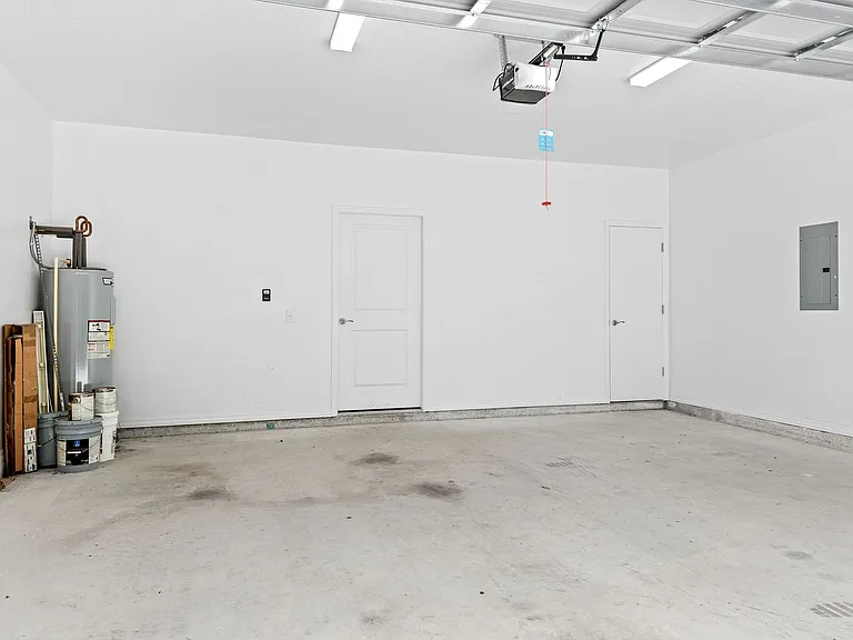 537 Sunbranch Ln — Photo 21