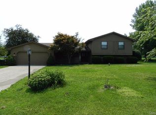 1540 Valley Heights Rd, Xenia, OH 45385