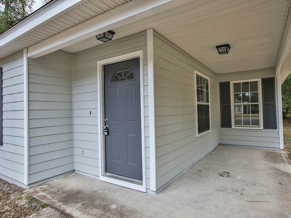 1st image of 242 Carterwood Dr