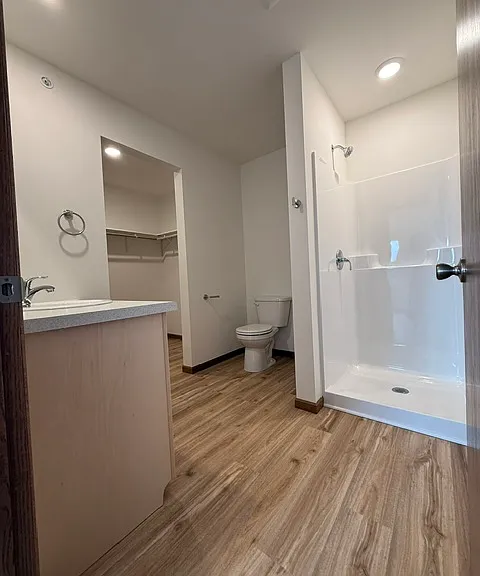 300 Treml Dr — Photo 5