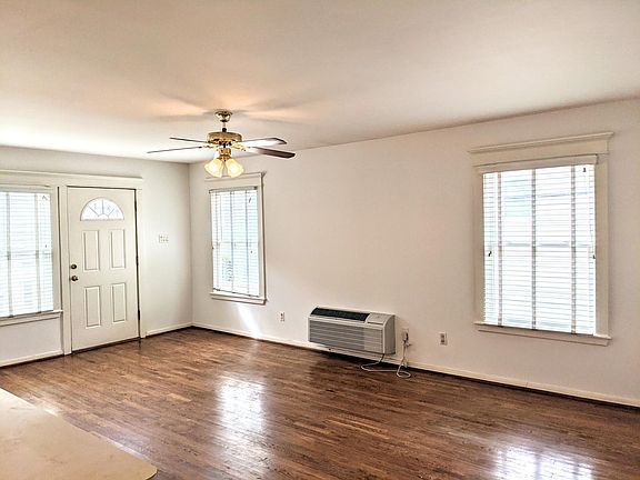 4th image of 1807 Oxford St #1/2
