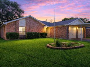 2919 Marlin Ct, League City, TX 77573