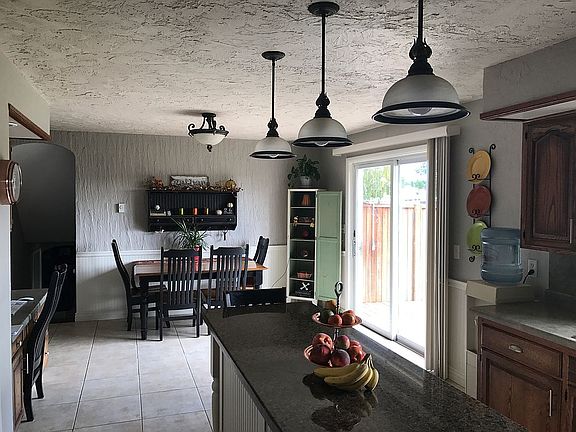 Dining Area-main floor