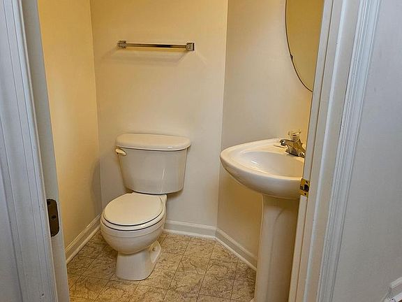 5th image of 17682 Potter Bell Way