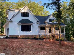 305 Oak Bend Manor Dr, Central, SC 29630