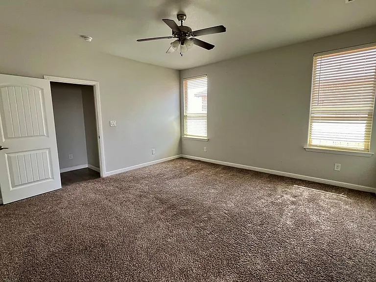 605 Dupont Ct — Photo 8