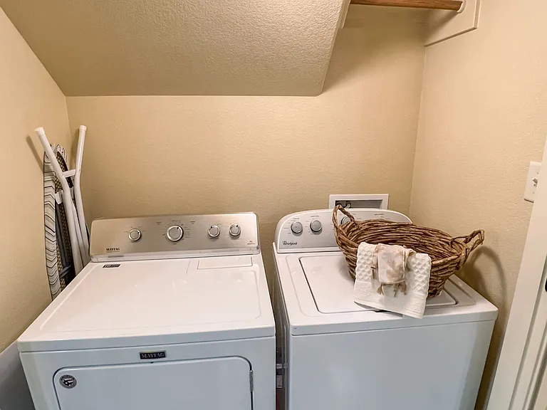 3224 Travis Cole Ave — Photo 9