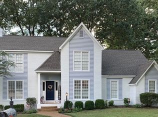 785 Royal Forest Dr, Collierville, TN 38017