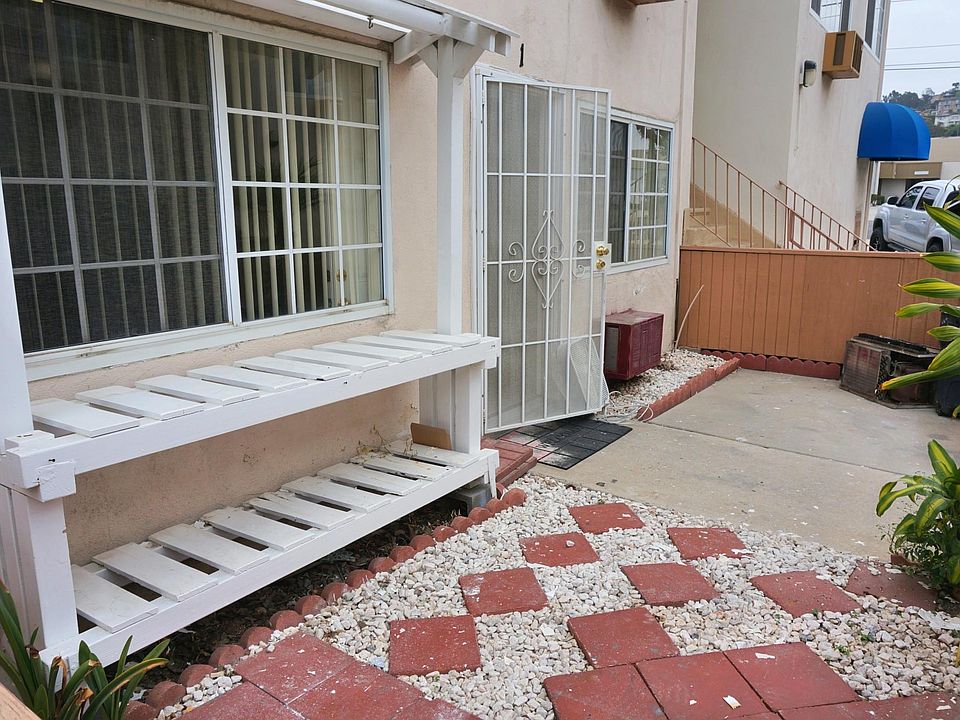 Entryway to Apartment