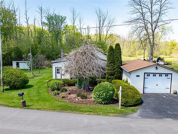 3rd image of 1400 Old State Road Ext