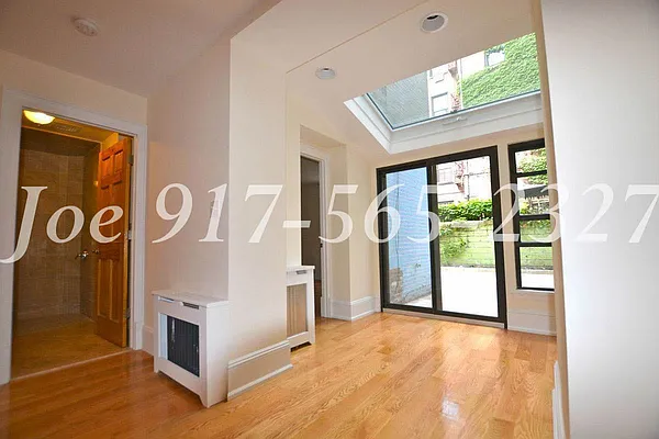 Rented by City Stop Realty | media 25