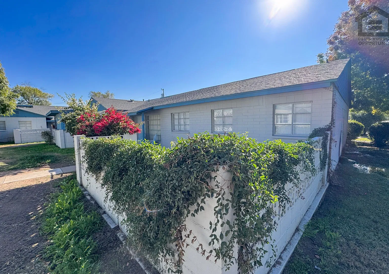 2Bed/1Bath Ground Floor Apt at Thomas/N 19th Ave! Move-In Ready on 12/10/2026! — Photo 4
