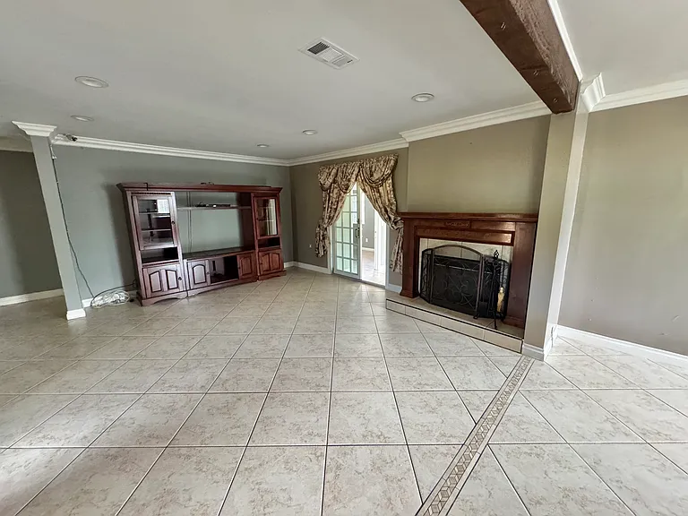 6624 Rhea Ave — Photo 9