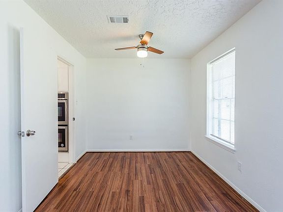 5th image of 12415 Pine Knoll Dr