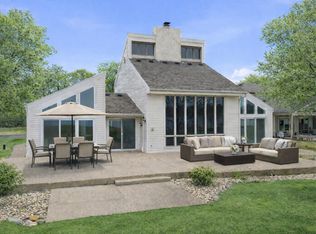 7738 N Indian Lake Dr, Scotts, MI 49088